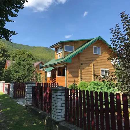 Садиба Карпатських Гір Novyi Mizun' Exterior photo
